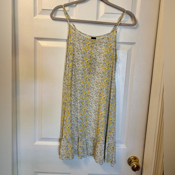 wild fable Dresses & Skirts - Wild Fable White, Blue & Yellow Floral Print Cami Dress